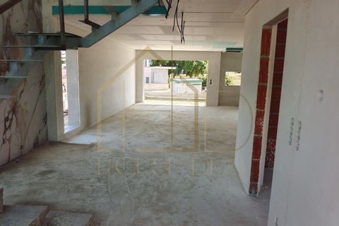 Villa i Almada, Setubal, Almada - € 750.000 | Ref: CAS_89 - foto 27