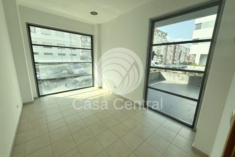 Erhvervsejendom i Odivelas, Lisbon, Odivelas - € 500.000 | Ref: CC-010250221 - foto 9