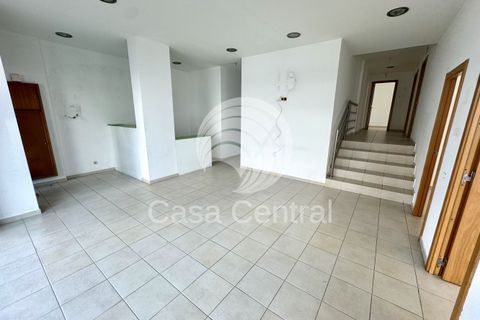 Erhvervsejendom i Odivelas, Lisbon, Odivelas - € 500.000 | Ref: CC-010250221 - foto 10