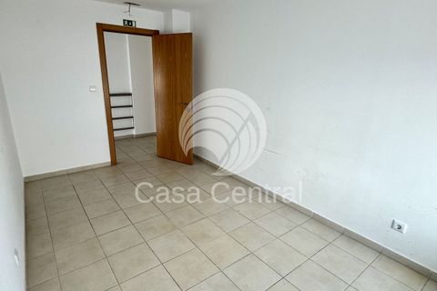 Erhvervsejendom i Odivelas, Lisbon, Odivelas - € 500.000 | Ref: CC-010250221 - foto 22
