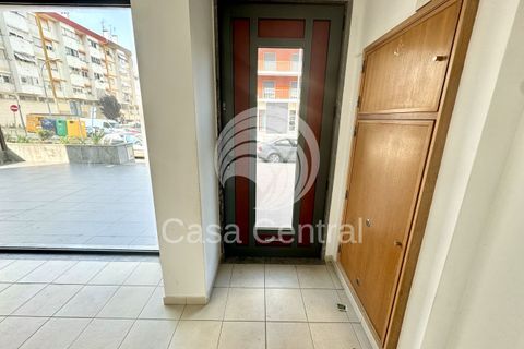 Erhvervsejendom i Odivelas, Lisbon, Odivelas - € 500.000 | Ref: CC-010250221 - foto 39