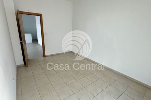 Erhvervsejendom i Odivelas, Lisbon, Odivelas - € 500.000 | Ref: CC-010250221 - foto 43