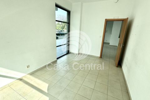 Erhvervsejendom i Odivelas, Lisbon, Odivelas - € 500.000 | Ref: CC-010250221 - foto 45