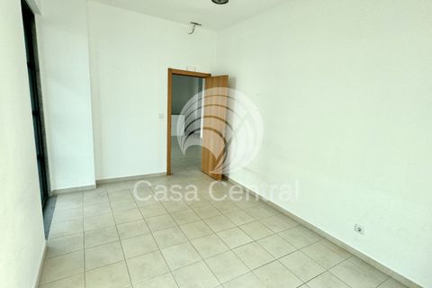 Erhvervsejendom i Odivelas, Lisbon, Odivelas - € 500.000 | Ref: CC-010250221 - foto 46