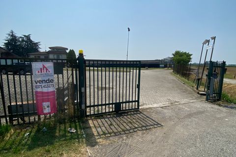 Erhvervsejendom i Settala, Milan, Settala - € 320.000 | Ref: TS0093VE - foto 3