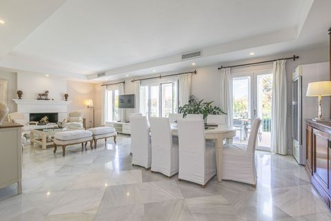 Villa i Elviria, Malaga, Elviria - € 2.290.000 | Ref: R5081137 - foto 9