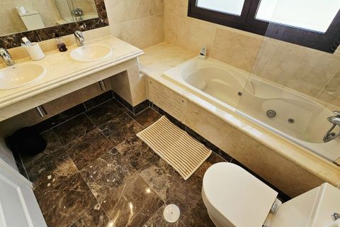Villa a Estepona, Malaga, Estepona - € 925.000 | Ref: R5081617 - foto 27