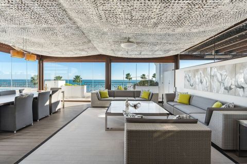 Dupleks i Estepona, Malaga, Estepona - € 3 400 000 | Ref: WB2430 - foto 13