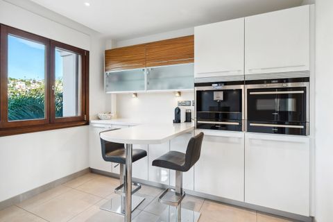 Dupleks i Estepona, Malaga, Estepona - € 3 400 000 | Ref: WB2430 - foto 19