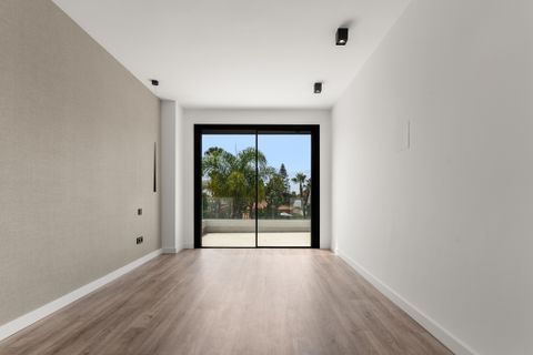 Villa i Estepona, Malaga, Estepona - € 1.895.000 | Ref: WB2402 - foto 7