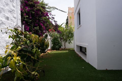 Villa i Estepona, Malaga, Estepona - € 1.895.000 | Ref: WB2402 - foto 30