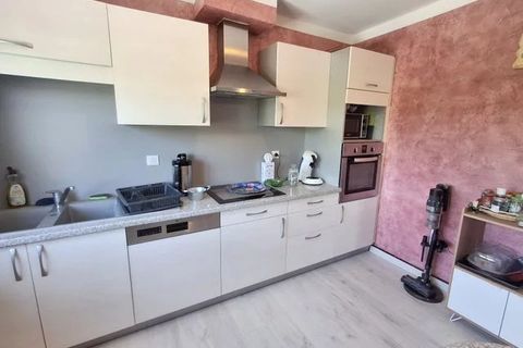 Villa a Les Vans, Ardeche, Les Vans - € 278.000 | Ref: 86073100 - foto 12