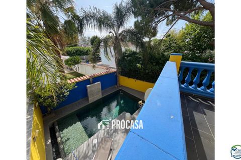 Villa a Empuriabrava, Gerona, Empuriabrava - € 549.000 | Ref: 3824 - foto 1