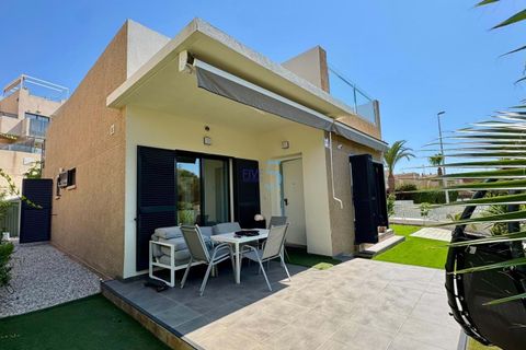 Villa i La Zenia, Alicante, La Zenia - € 519.900 | Ref: P7905 - foto 2