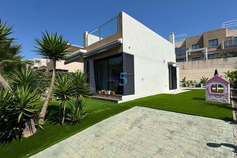 Villa i La Zenia, Alicante, La Zenia - € 519.900 | Ref: P7905 - foto 20