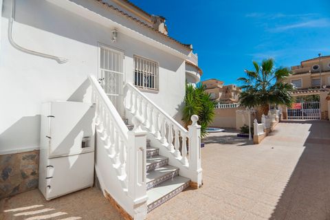 Villa a Ciudad Quesada, Alicante, Ciudad Quesada - € 375.000 | Ref: DLF090 - foto 30