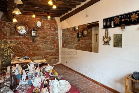 Erhvervsejendom i Lucca, Lucca, Lucca - € 90.000 | Ref: UF00736 - foto 1
