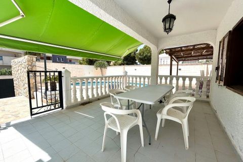 Villa a La Zenia, Alicante, La Zenia - € 585.000 | Ref: 17-258283176689/68675 - foto 4