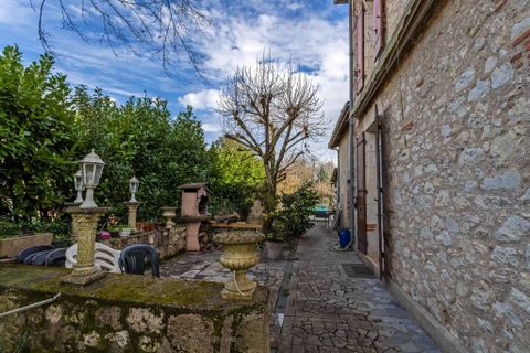 Villa a Agen, Lot-et-Garonne, Agen - € 350.000 | Ref: WMC357 - foto 6