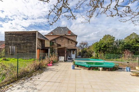 Villa a Agen, Lot-et-Garonne, Agen - € 350.000 | Ref: WMC357 - foto 9
