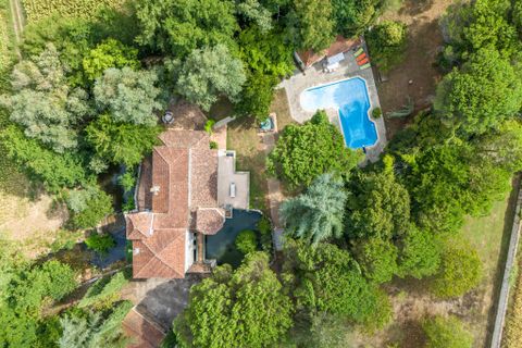 Villa a Agen, Lot-et-Garonne, Agen - € 645.000 | Ref: WMC233 - foto 14