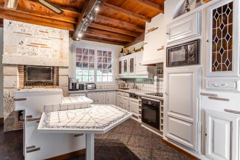 Villa a Agen, Lot-et-Garonne, Agen - € 645.000 | Ref: WMC233 - foto 8