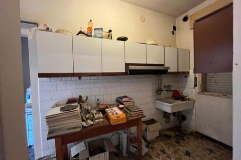 Villa a Selvazzano Dentro, Padua, Selvazzano Dentro - € 250.000 | Ref: B020 - foto 2