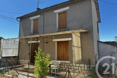 Landsbyhus i Loubille, Deux-Sevres, Loubille - € 34.000 | Ref: 8756 - foto 1