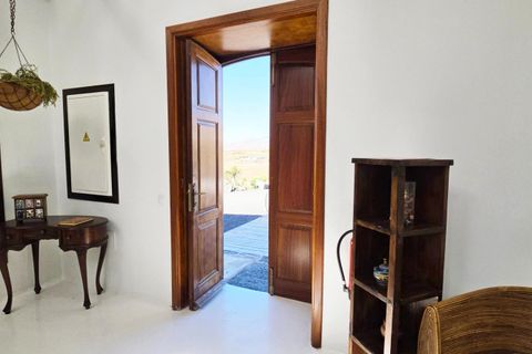 Villa a Tias, Lanzarote, Tias - € 2.500.000 | Ref: 045/9345 - foto 12