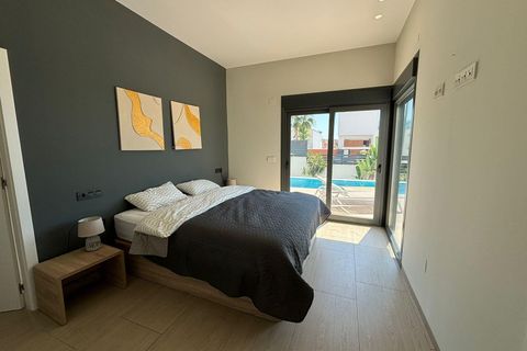 Villa a Finestrat, Alicante, Finestrat - € 7.000/mes | Ref: ALQFT570059/6084 - foto 9