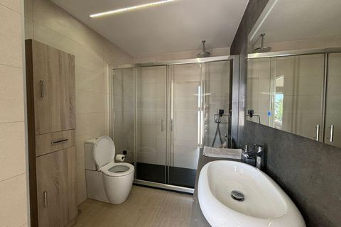 Villa a Finestrat, Alicante, Finestrat - € 7.000/mes | Ref: ALQFT570059/6084 - foto 10