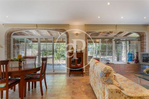Villa a Paterna, Valencia, Paterna - € 575.000 | Ref: VV2507007 - foto 1