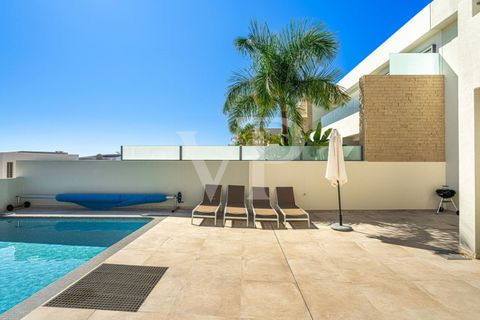 Villa i Adeje, Tenerife, Adeje - € 1.395.000 | Ref: ES 25 318 5374 - foto 9