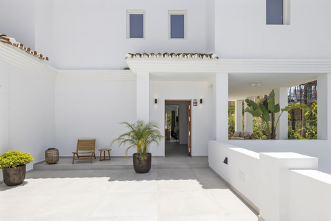Villa a Estepona, Malaga, Estepona - € 1.489.000 | Ref: BLXR-1094A - foto 15