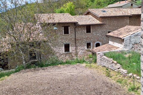 Leilighet i Visso, Macerata, Visso - € 40 000 | Ref: 1703 - foto 32