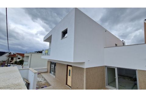 Villa a Lobao, Aveiro, Lobao - € 520.000 | Ref: 9099/M4 - foto 2