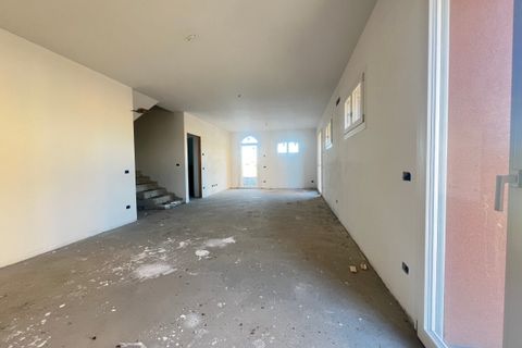 Villa a Crevalcore, Bologna, Crevalcore - € 415.000 | Ref: 80-A - foto 19