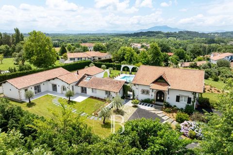 Villa i Bidart, Pyrenees-Atlantiques, Bidart - € 3.570.000 | Ref: M1701 - foto 2