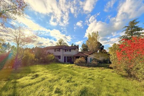 Villa i Chaponost, Rhone, Chaponost - € 660.000 | Ref: getkey_u_477805460 - foto 1