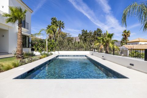 Villa a Estepona, Malaga, Estepona - € 2.190.000 | Ref: R5105833 - foto 3
