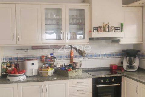 Villa a Maia, Porto, Maia - € 690.000 | Ref: ZMPT578406 - foto 4