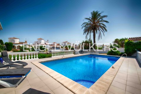 Villa a Empuriabrava, Gerona, Empuriabrava - € 1.650.000 | Ref: W-02Z1QR - foto 27