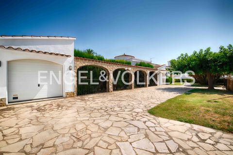 Villa a Empuriabrava, Gerona, Empuriabrava - € 1.650.000 | Ref: W-02Z1QR - foto 37
