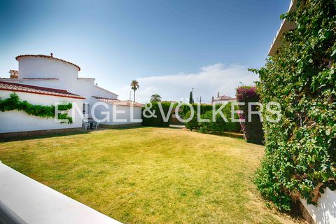 Villa a Empuriabrava, Gerona, Empuriabrava - € 1.650.000 | Ref: W-02Z1QR - foto 6
