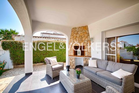 Villa a Empuriabrava, Gerona, Empuriabrava - € 1.650.000 | Ref: W-02Z1QR - foto 7