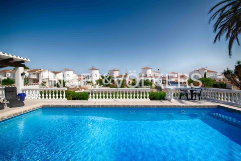 Villa a Empuriabrava, Gerona, Empuriabrava - € 1.650.000 | Ref: W-02Z1QR - foto 29