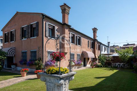 Villa a Venice, Venice, Venice - € 1.350.000 | Ref: CBI138-2693-172 - foto 2
