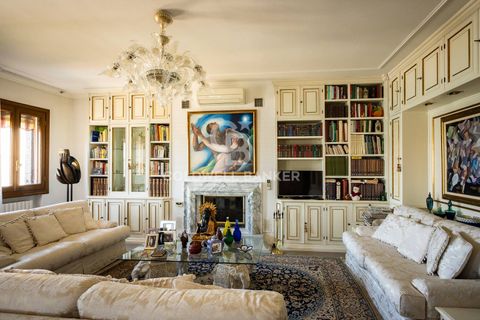 Villa a Venice, Venice, Venice - € 1.350.000 | Ref: CBI138-2693-172 - foto 38