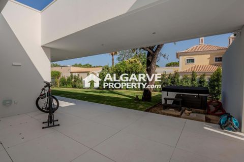 Villa i Almancil, Faro, Almancil - € 1.250.000 | Ref: V258541J - foto 9