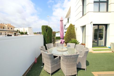 Villa i Ciudad Quesada, Alicante, Ciudad Quesada - € 525.000 | Ref: CM9923 - foto 11
